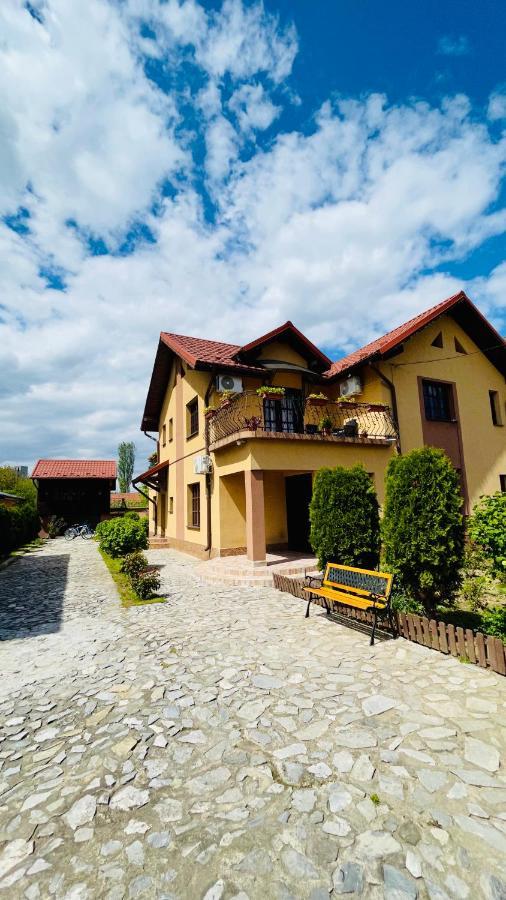 Ferienwohnung Leto House Târgu Jiu Exterior foto